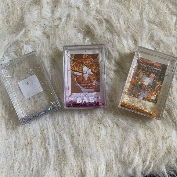 Urban Outfitters Accessories - Instax mini picture frames